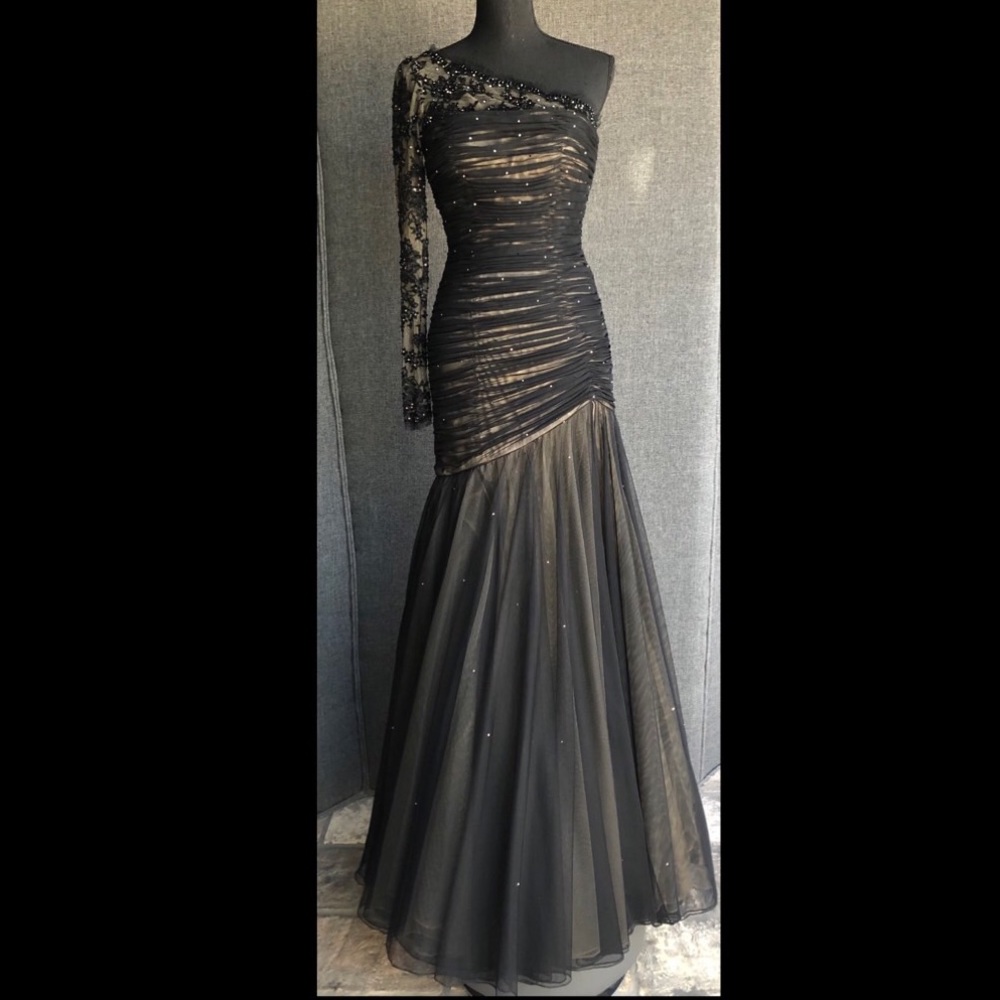 Custom Sherri Hill – One Sleeve Gown